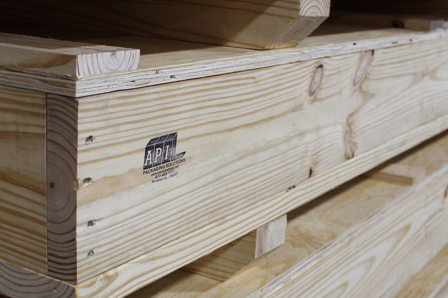 Heavy-duty wood crates