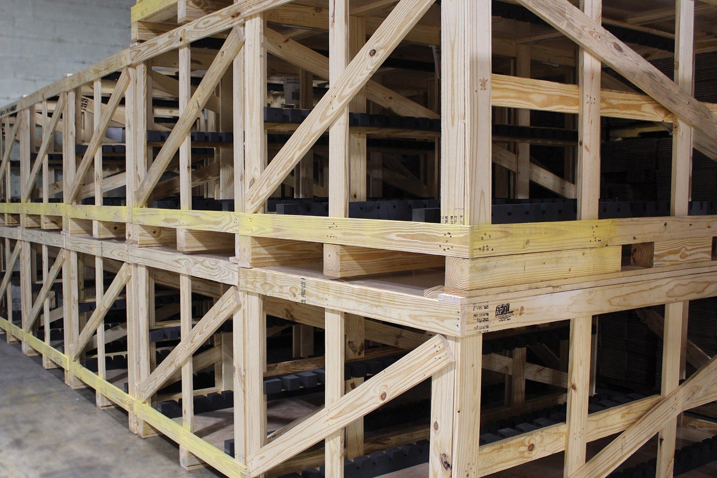ALTEX Packaging wood crates