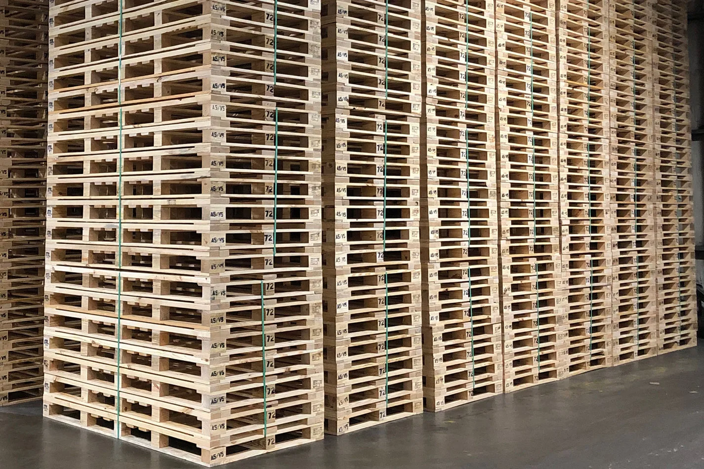 HT certified wood pallet